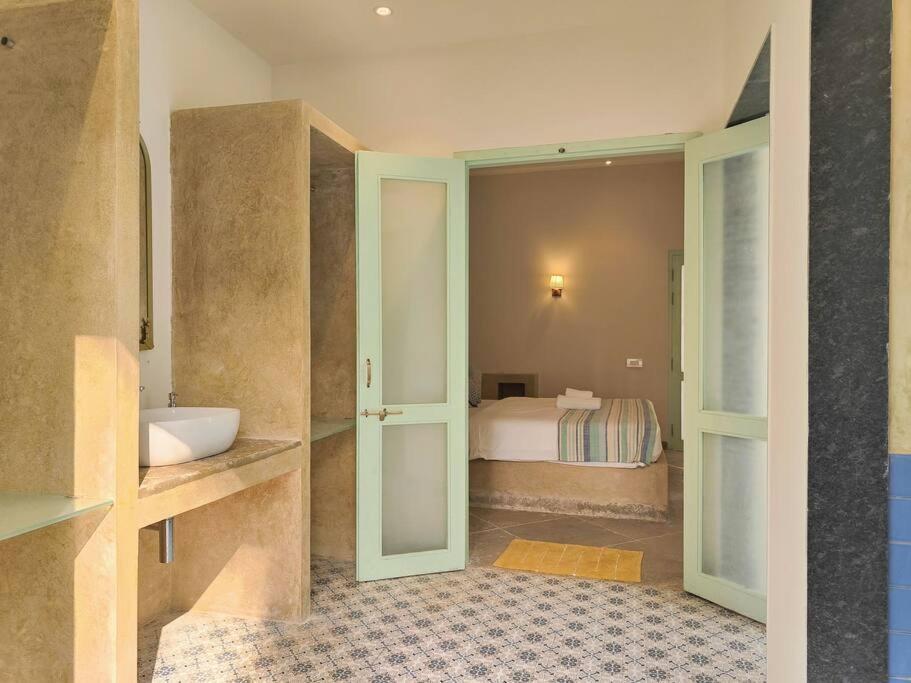 Barcelona Villas At Love Story Siolim- 3Bhk Private Pool Villas מראה חיצוני תמונה