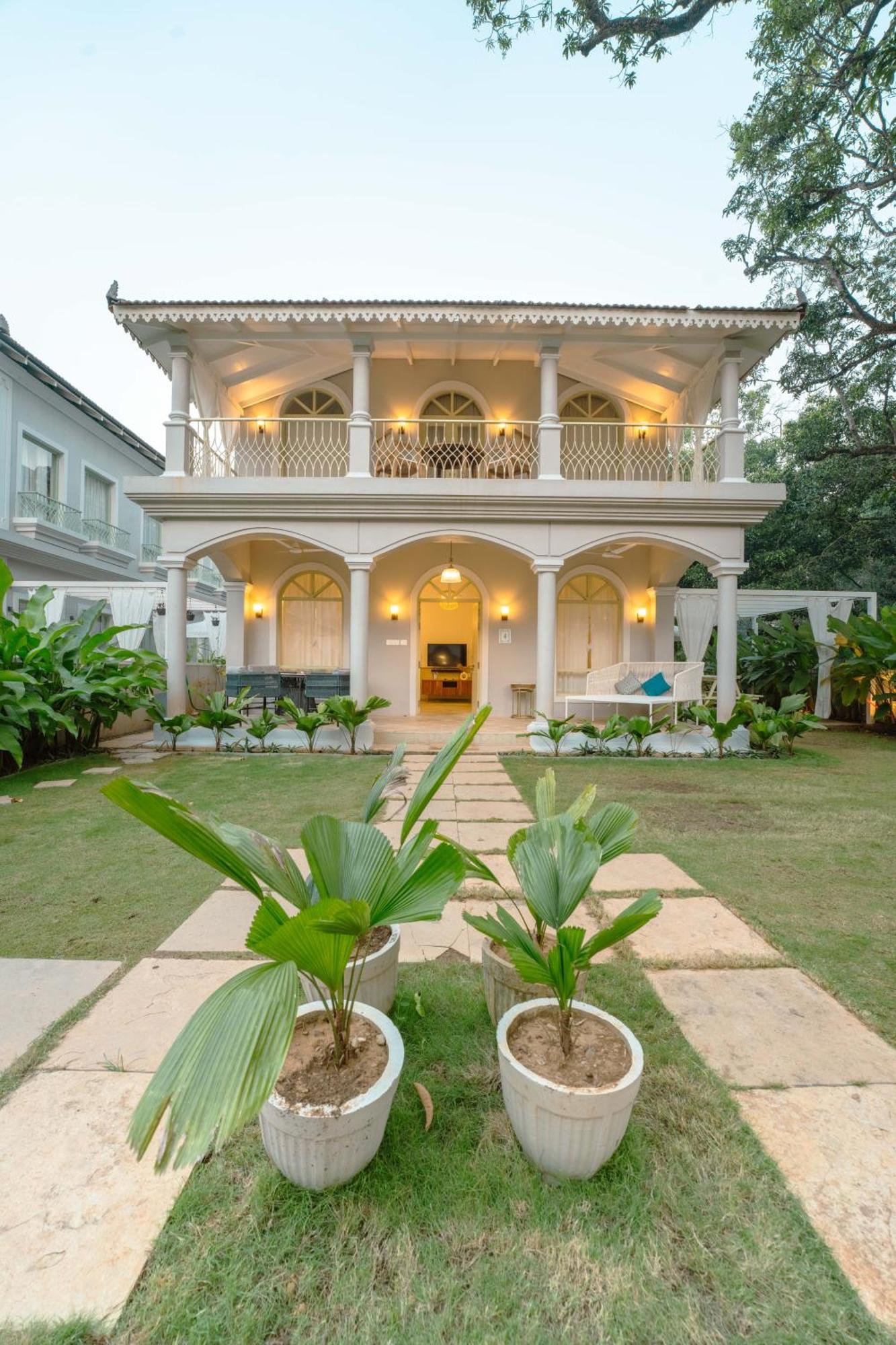 Barcelona Villas At Love Story Siolim- 3Bhk Private Pool Villas מראה חיצוני תמונה