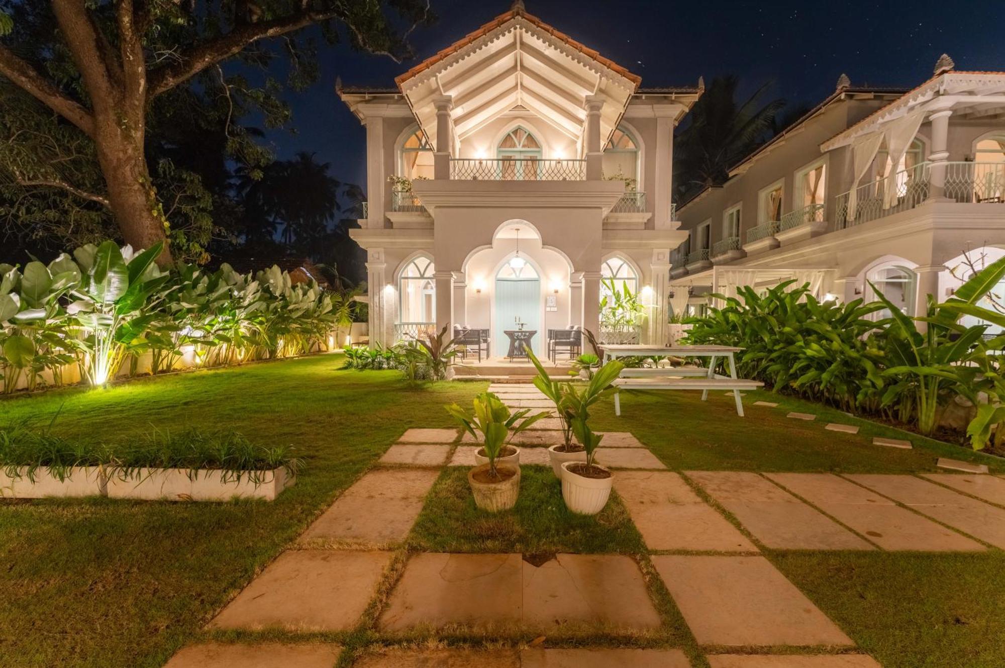 Barcelona Villas At Love Story Siolim- 3Bhk Private Pool Villas מראה חיצוני תמונה